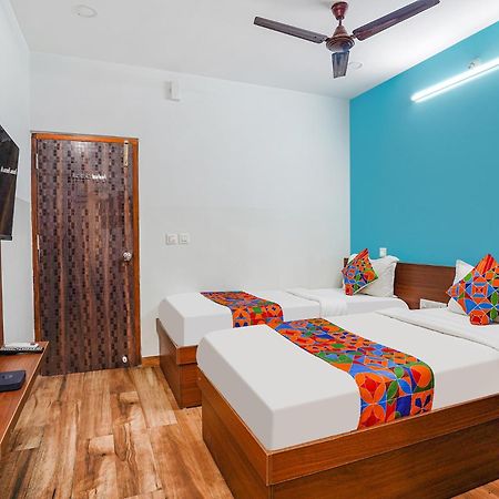 Fabhotel Rlv Green Palace - Nr Kengeri Satellite Town Bangalore Esterno foto