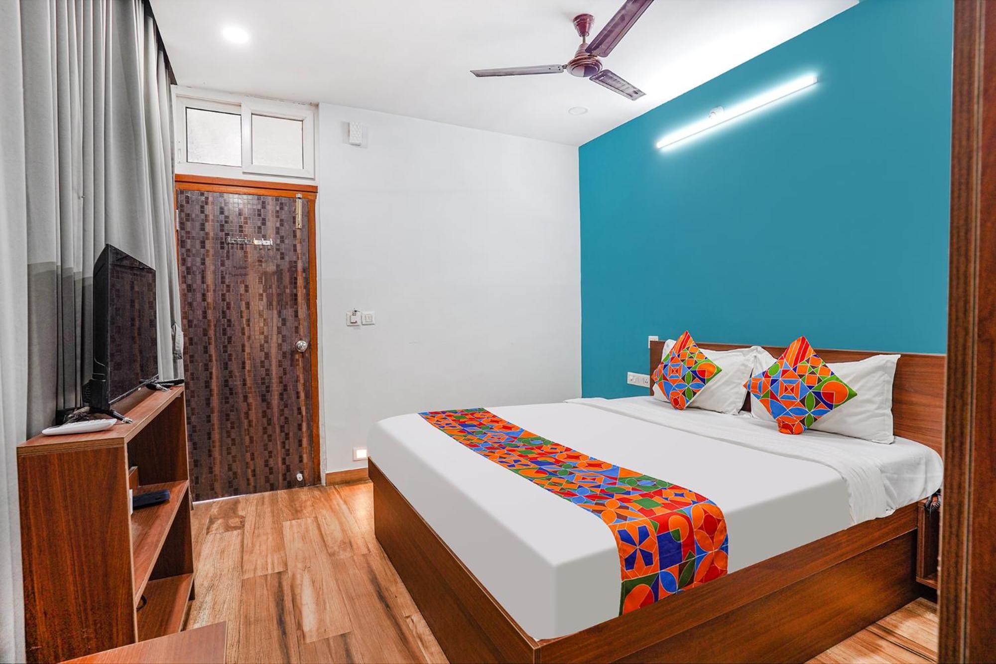 Fabhotel Rlv Green Palace - Nr Kengeri Satellite Town Bangalore Esterno foto