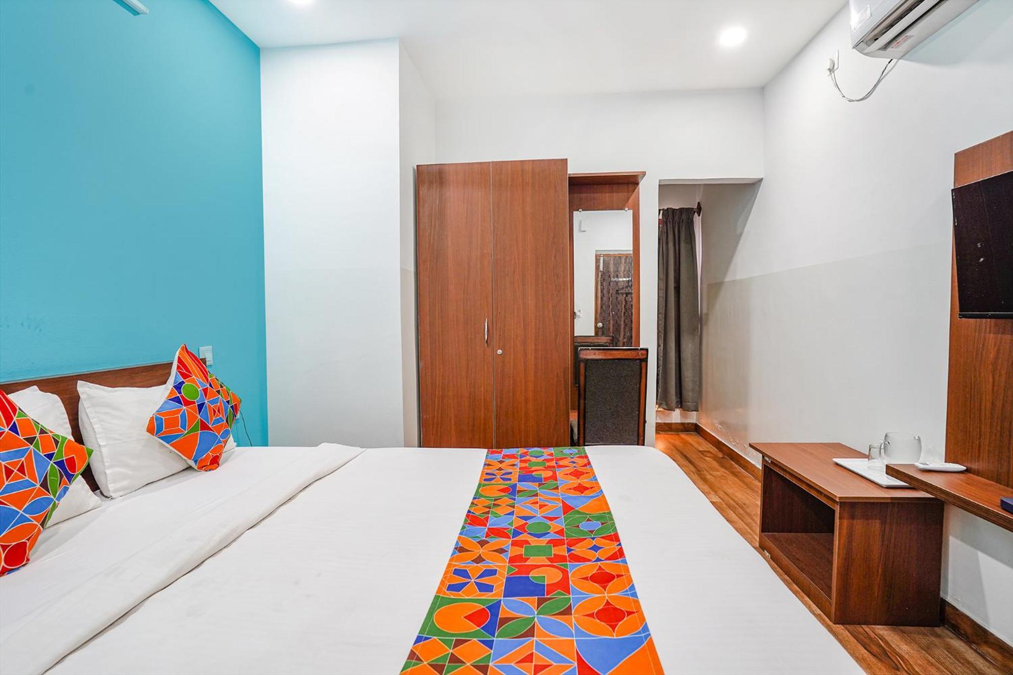 Fabhotel Rlv Green Palace - Nr Kengeri Satellite Town Bangalore Esterno foto