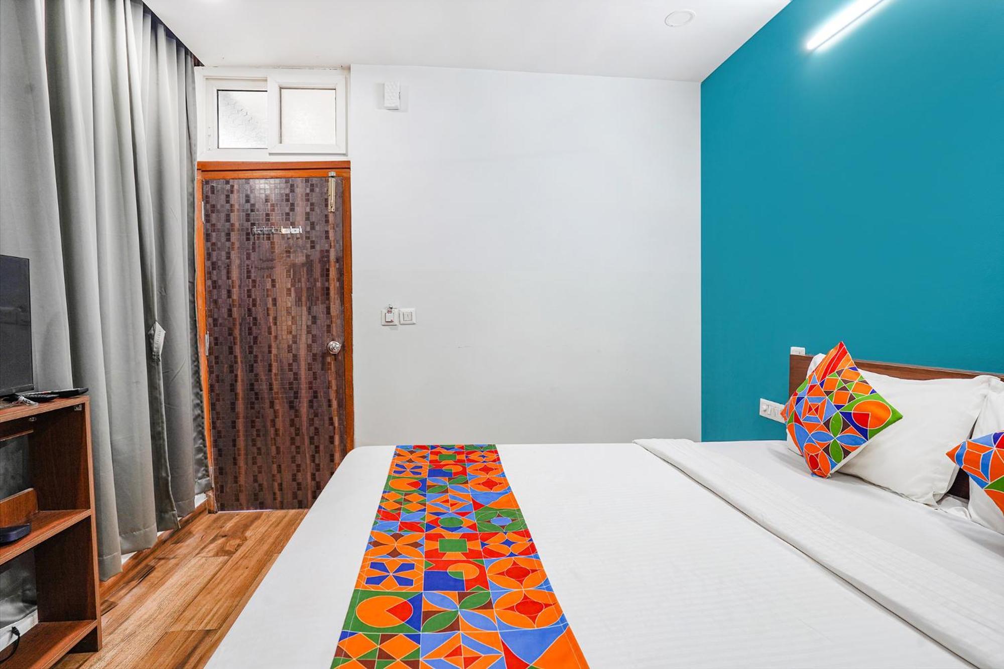 Fabhotel Rlv Green Palace - Nr Kengeri Satellite Town Bangalore Esterno foto